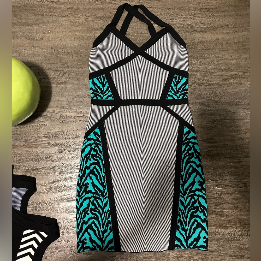 [XS] bebe mini dress